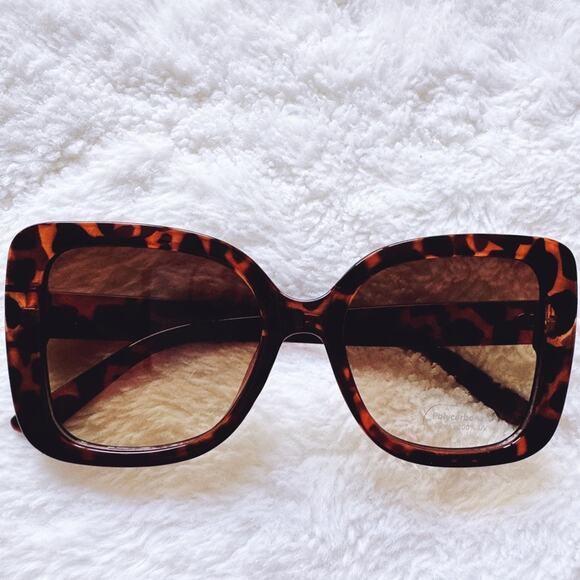 Eva Tortoise Brown Square-Framed Sunglasses - Picture 1 of 13